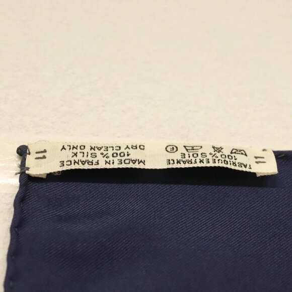 HERMES Carre 90 Scarf ""Eperon d'or"" Silk Navy Auth 142397 - Picture 12 of 16